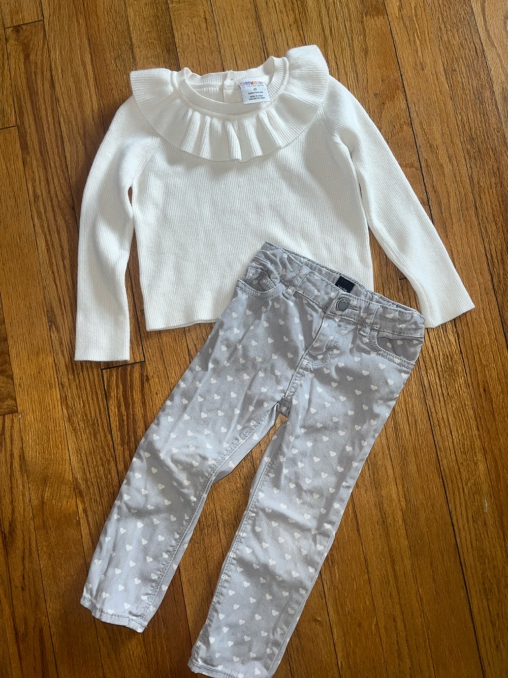GAP Gray Heart Print Pants with Cream Ruffle Neck Sweater